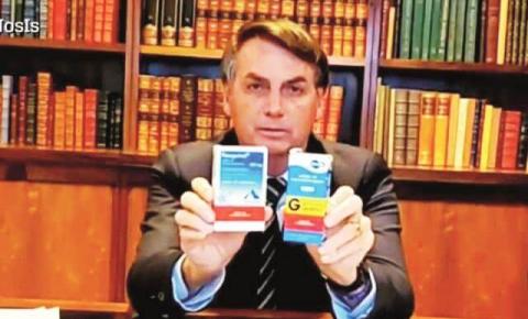 É necessário responsabilizar o presidente Jair Bolsonaro, que nega a pandemia e desdenha as vacinas
